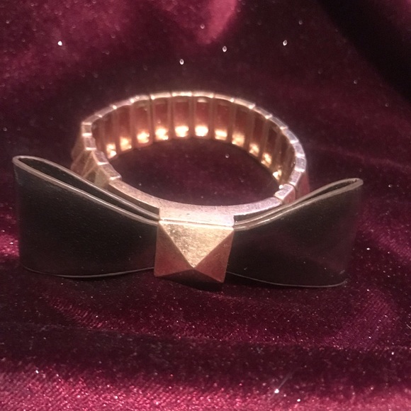 BCBGeneration Rose Gold Stretch Bow Tie Bracelet - Picture 1 of 8